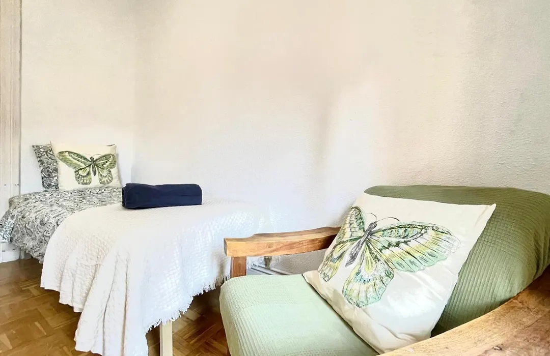 Centric Rooms Madera Gran Via-1